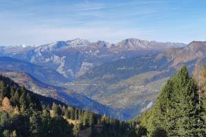 Roter Tritt, Blick zum Calanda