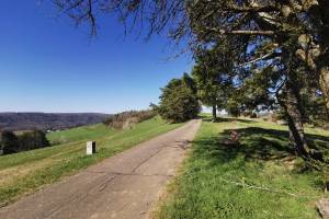 Grenzweg zwischen Bargen SH und Neuhaus (D)
