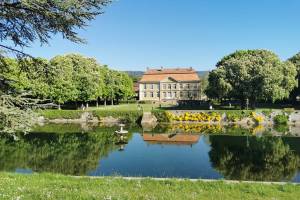 L'Isle: Venoge, Schlosspark und Schloss