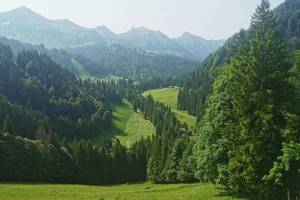 Oberhalb Kemmeribodenbad