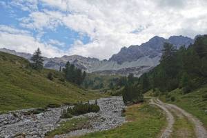 Val Tavrü