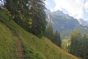 Gsteig, Aufstieg zur Längmatte