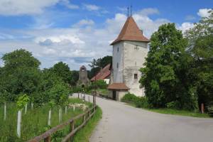 Wanderung Payerne - Henniez