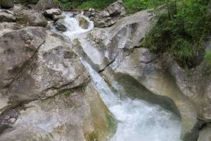 Gsteig, Burgfälle